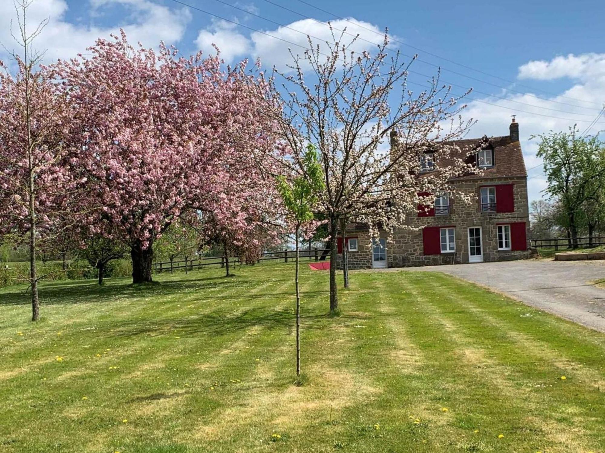 Maison Normande Renovee Avec Grand Jardin, Ideale Pour Famille, Proche Lac Et Randonnees - Fr-1-497-143 Villa Menil-Gondouin Exterior foto